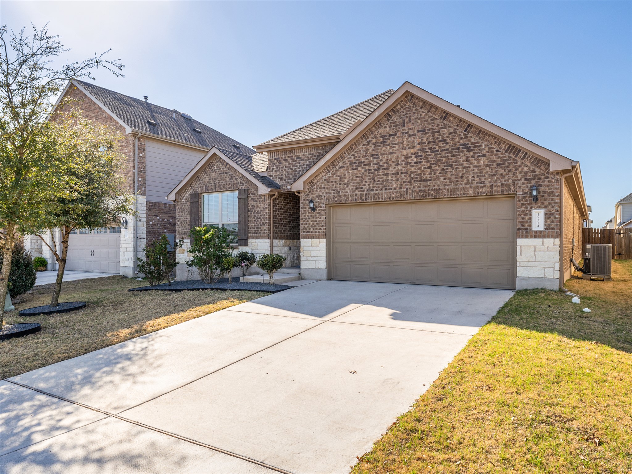 17314 Calipatria Lane Pflugerville, TX 78660 - Photo 2 of 27