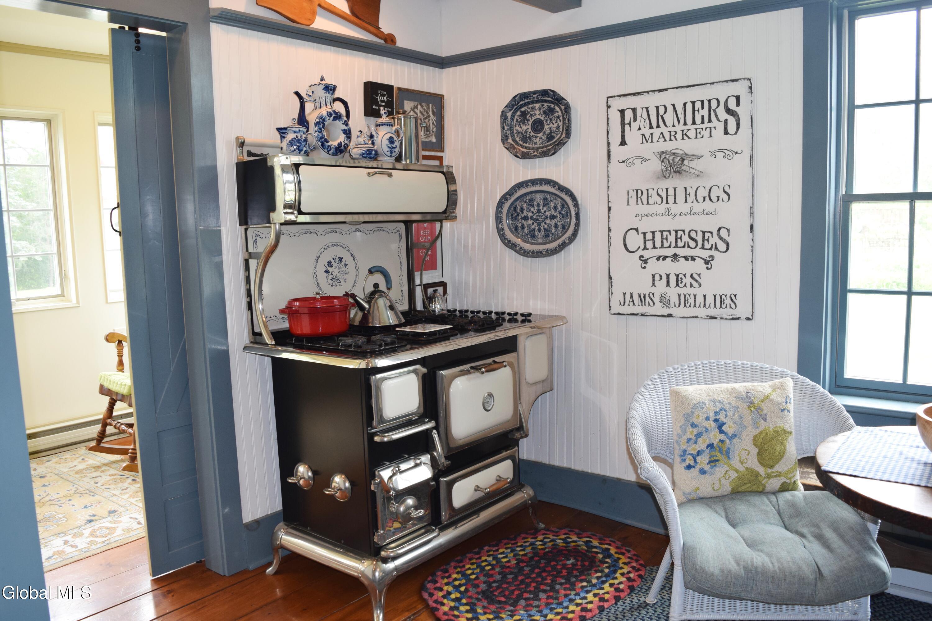 944 Stony Point Road Schodack, NY 12033 - Photo 43 of 99 Eat-in Kitchen