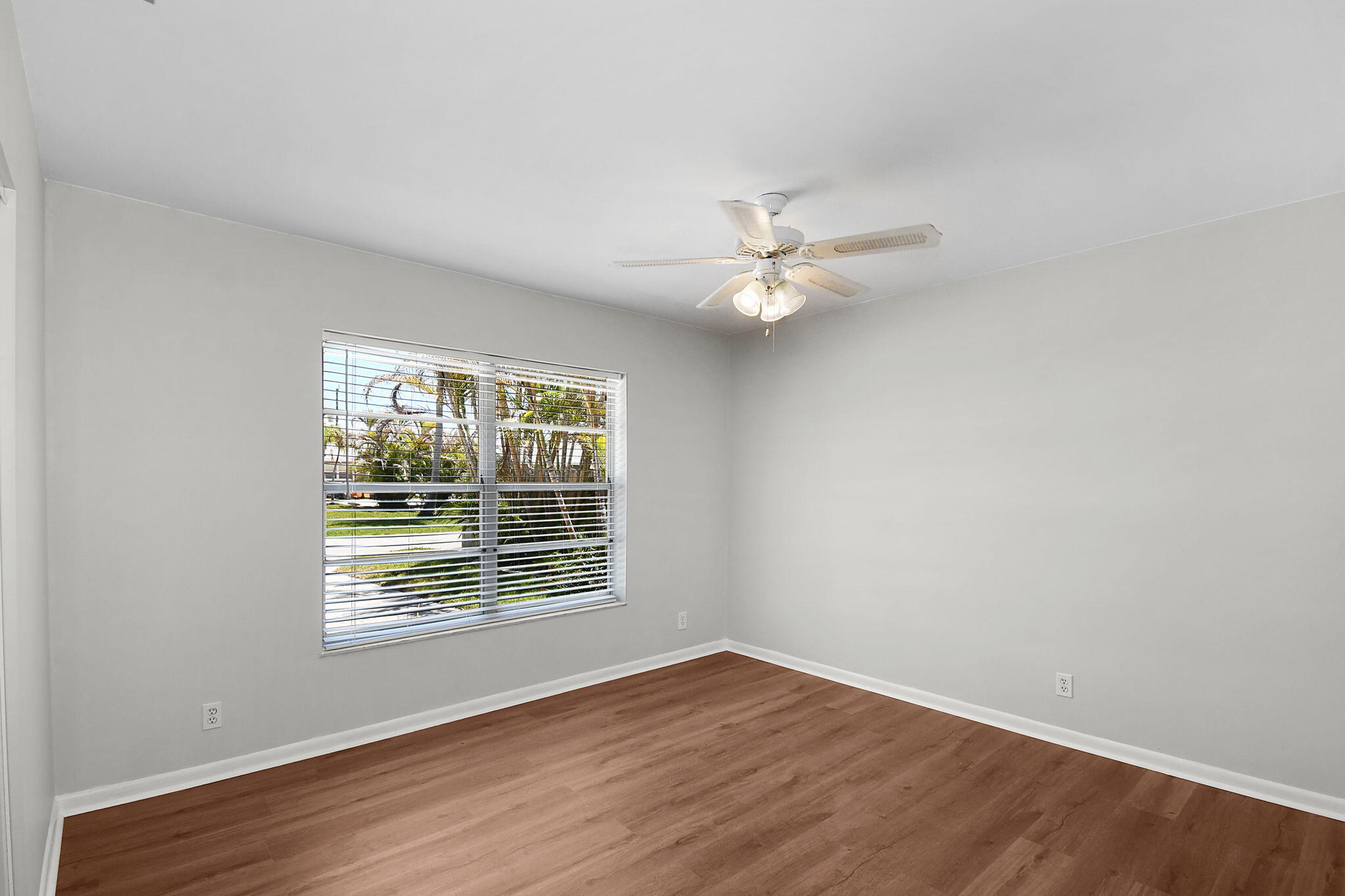 9040 Southeast Hobe Ridge Avenue Hobe Sound, FL 33455 - Photo 28 of 46 Guest Bedroom