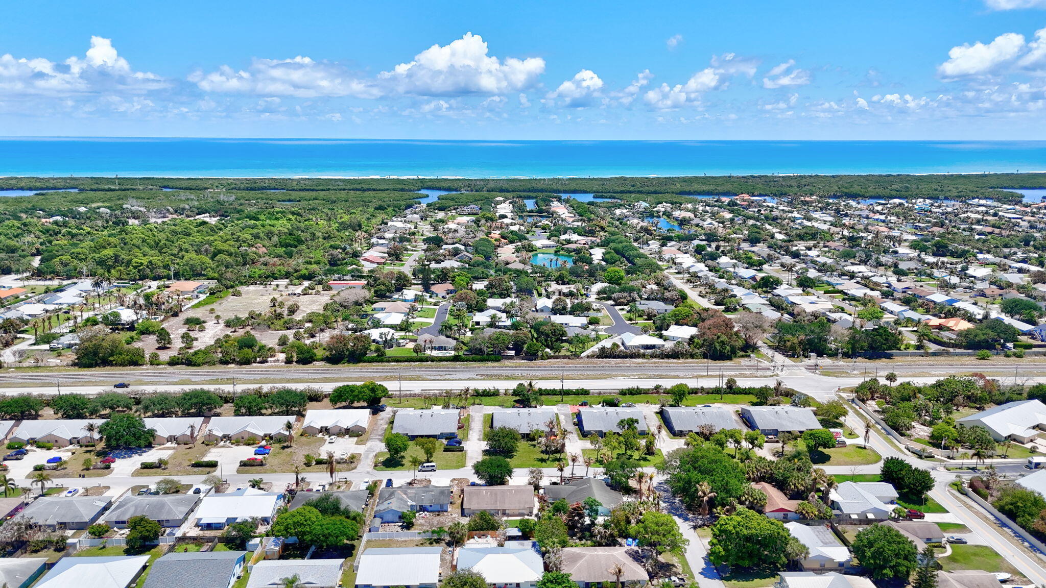 9040 Southeast Hobe Ridge Avenue Hobe Sound, FL 33455 - Photo 36 of 46 Looking East