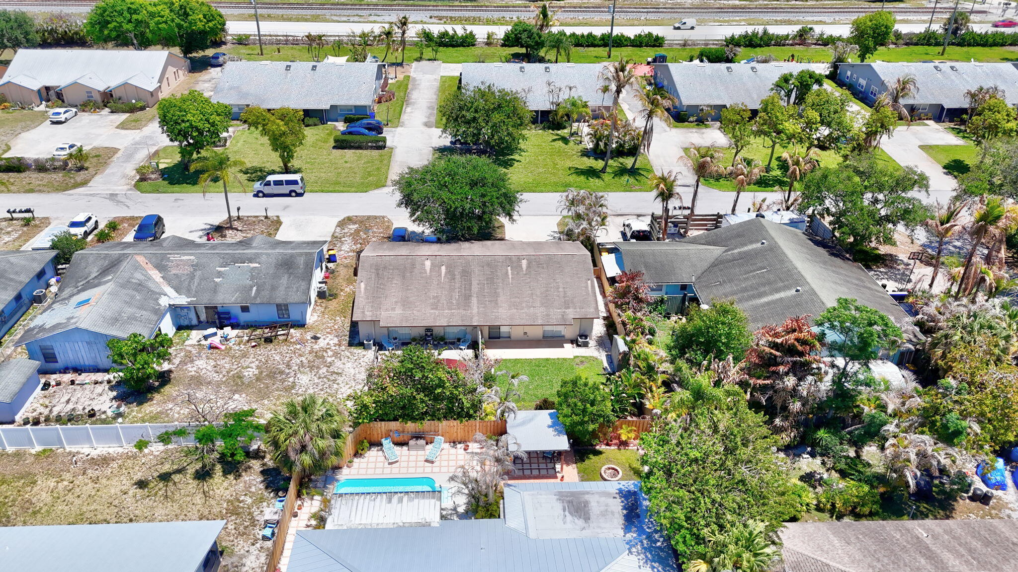 9040 Southeast Hobe Ridge Avenue Hobe Sound, FL 33455 - Photo 42 of 46 House Back yard