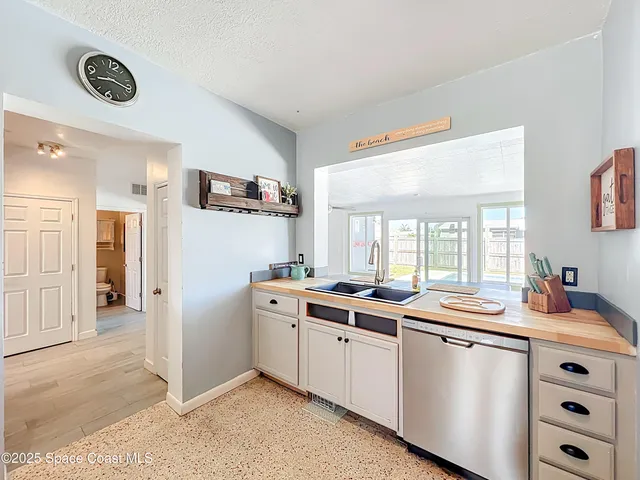 $3,395 | 113 Southeast 1st Street, Satellite Beach, FL 32937