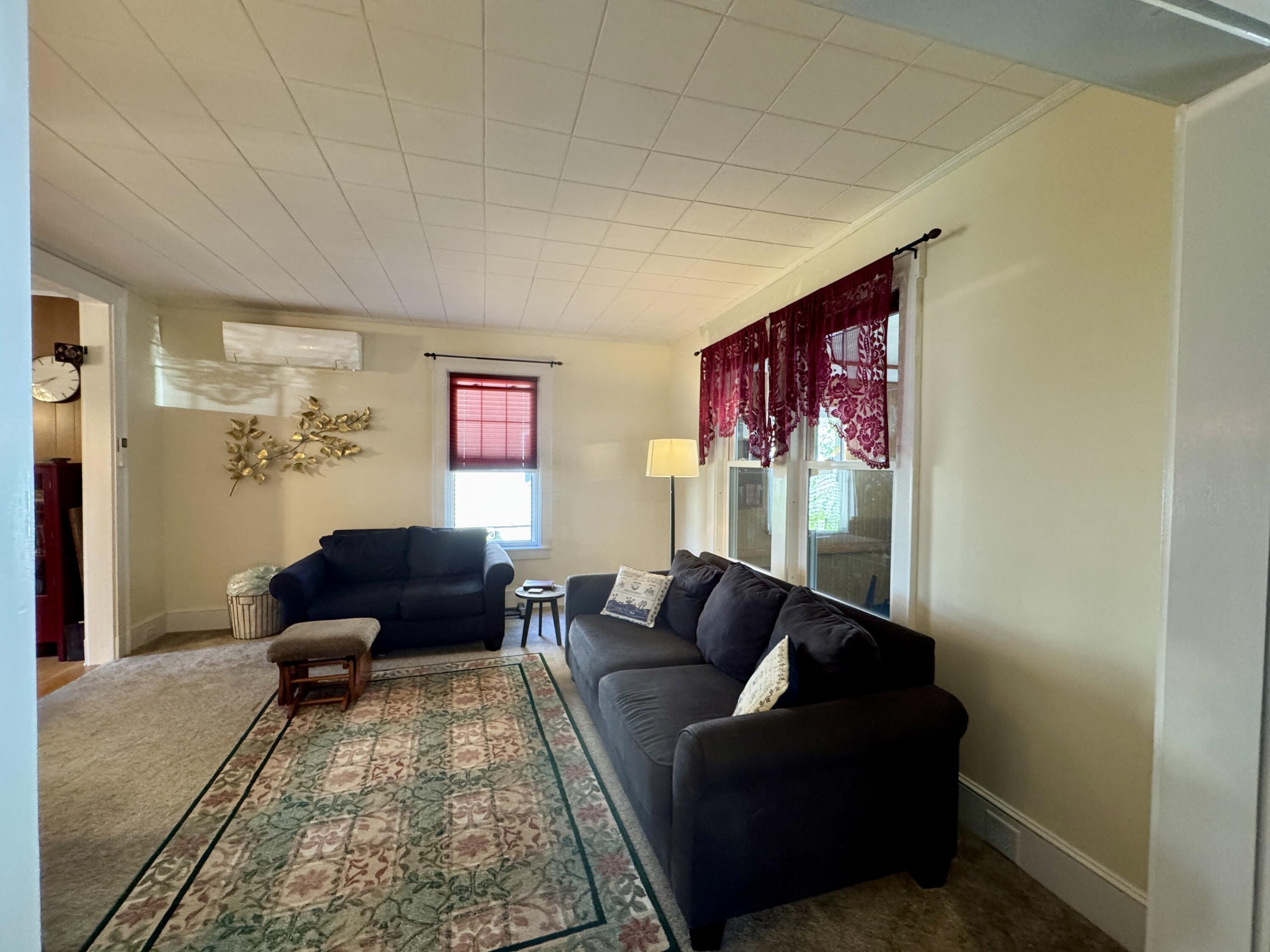 104 7th Street Bangor, ME 04401 - Photo 11 of 73 Living Room