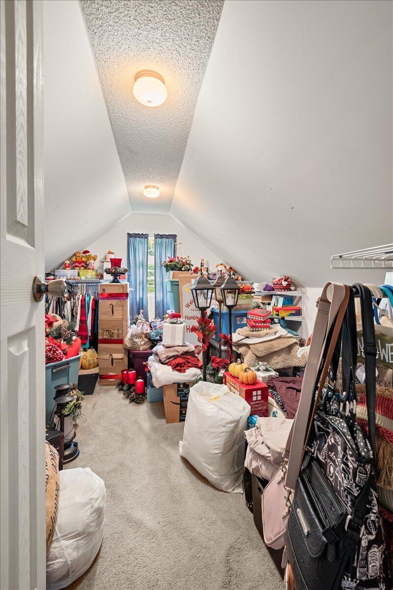 60 R J Wagers Road Manchester, KY 40962 - Photo 30 of 50 28-Closet to bedroom 3