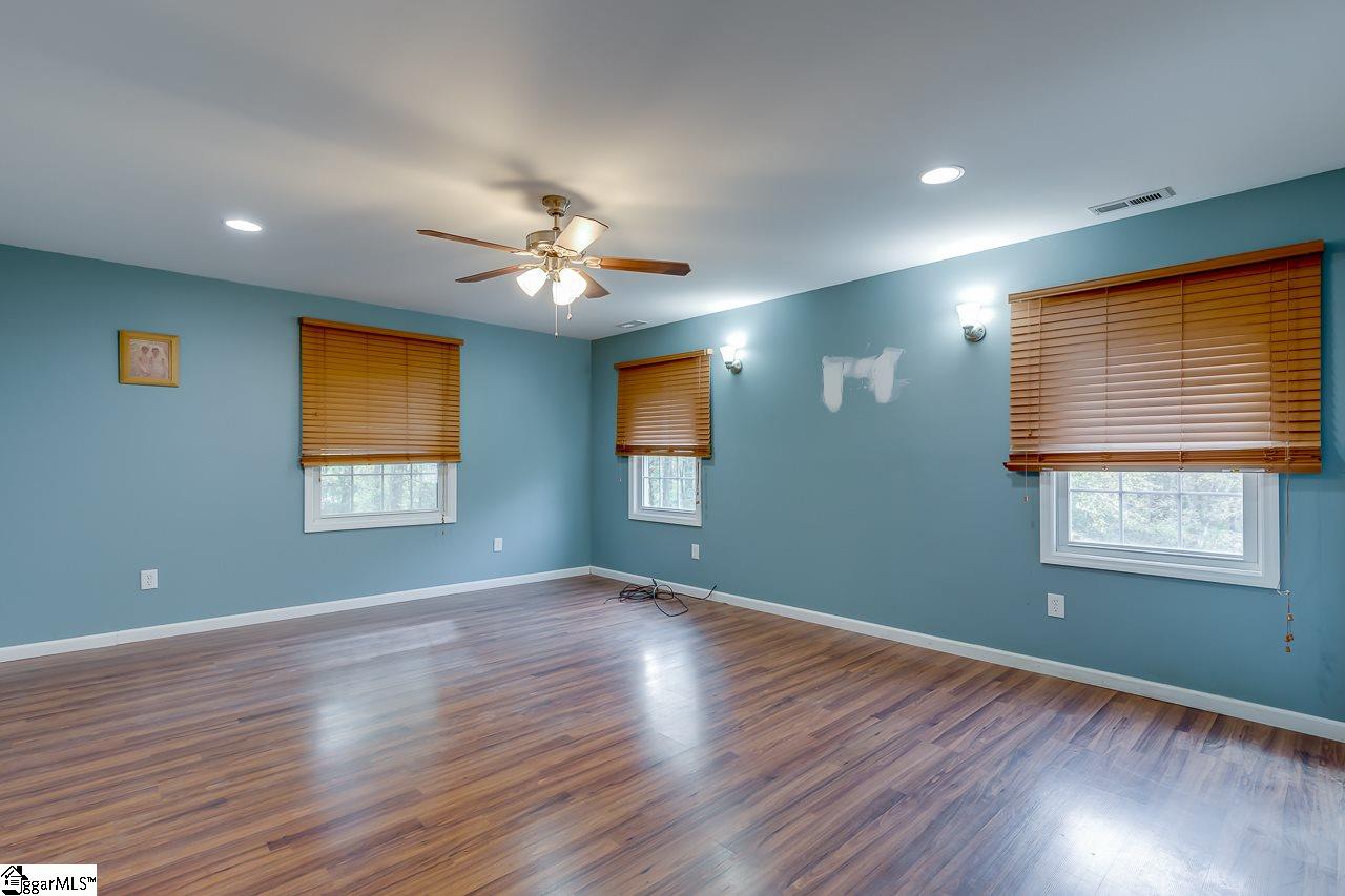 714 Stockton Road Fountain Inn, SC 29644 - Photo 22 of 35