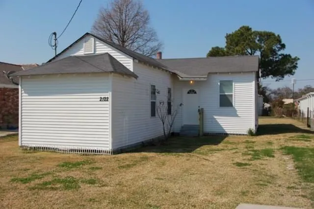 $1,295 | 2122 Stander Place, Chalmette, LA 70043