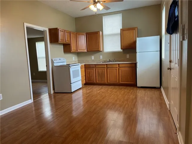 $1,295 | 2122 Stander Place, Chalmette, LA 70043