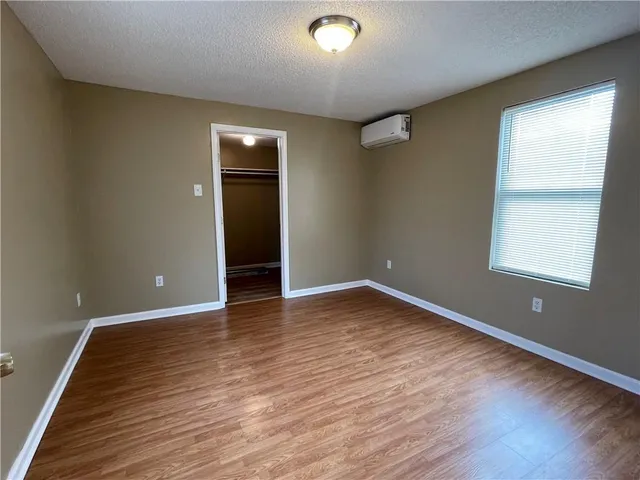 $1,295 | 2122 Stander Place, Chalmette, LA 70043