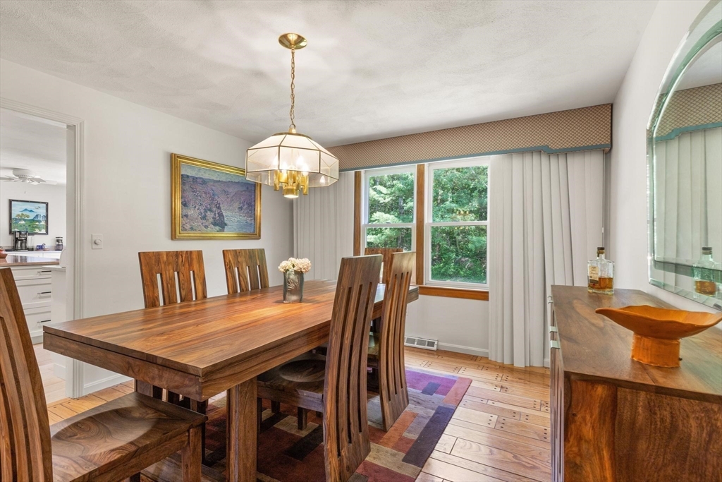80 Hampton Road Sharon, MA 02067 - Photo 10 of 28