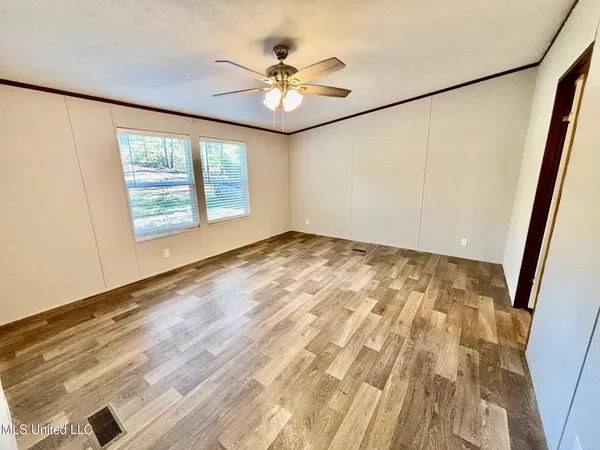 $152,000 | 1033 Spike Lane, Summit, MS 39666