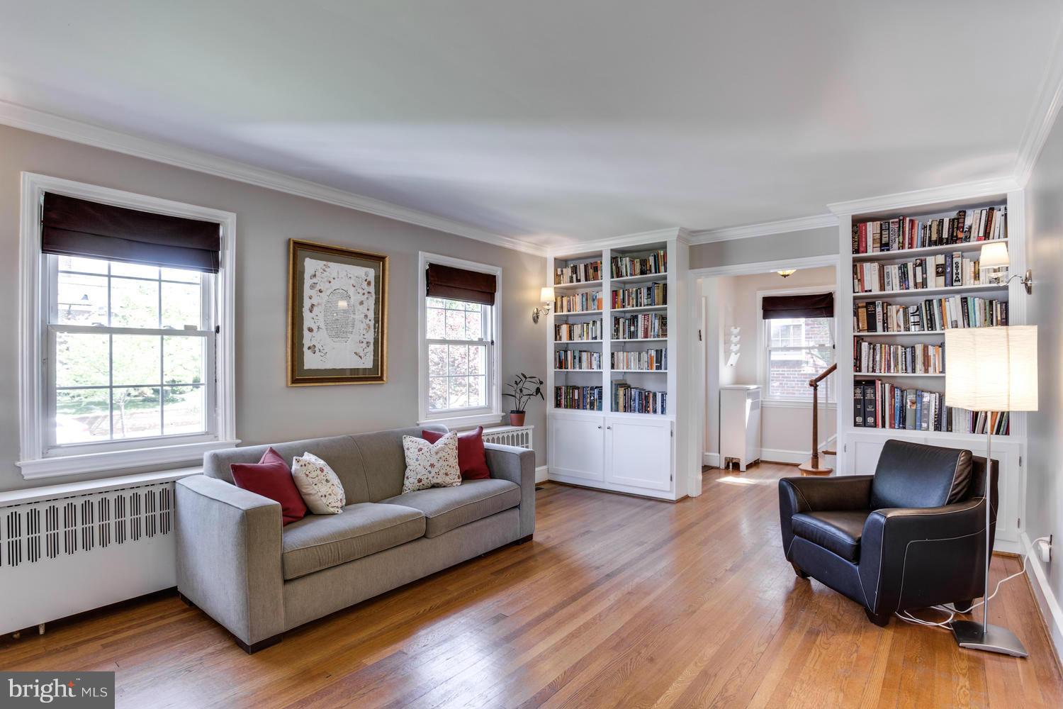 1520 Locust Road Northwest Washington, DC 20012 - Photo 3 of 17 Living Room