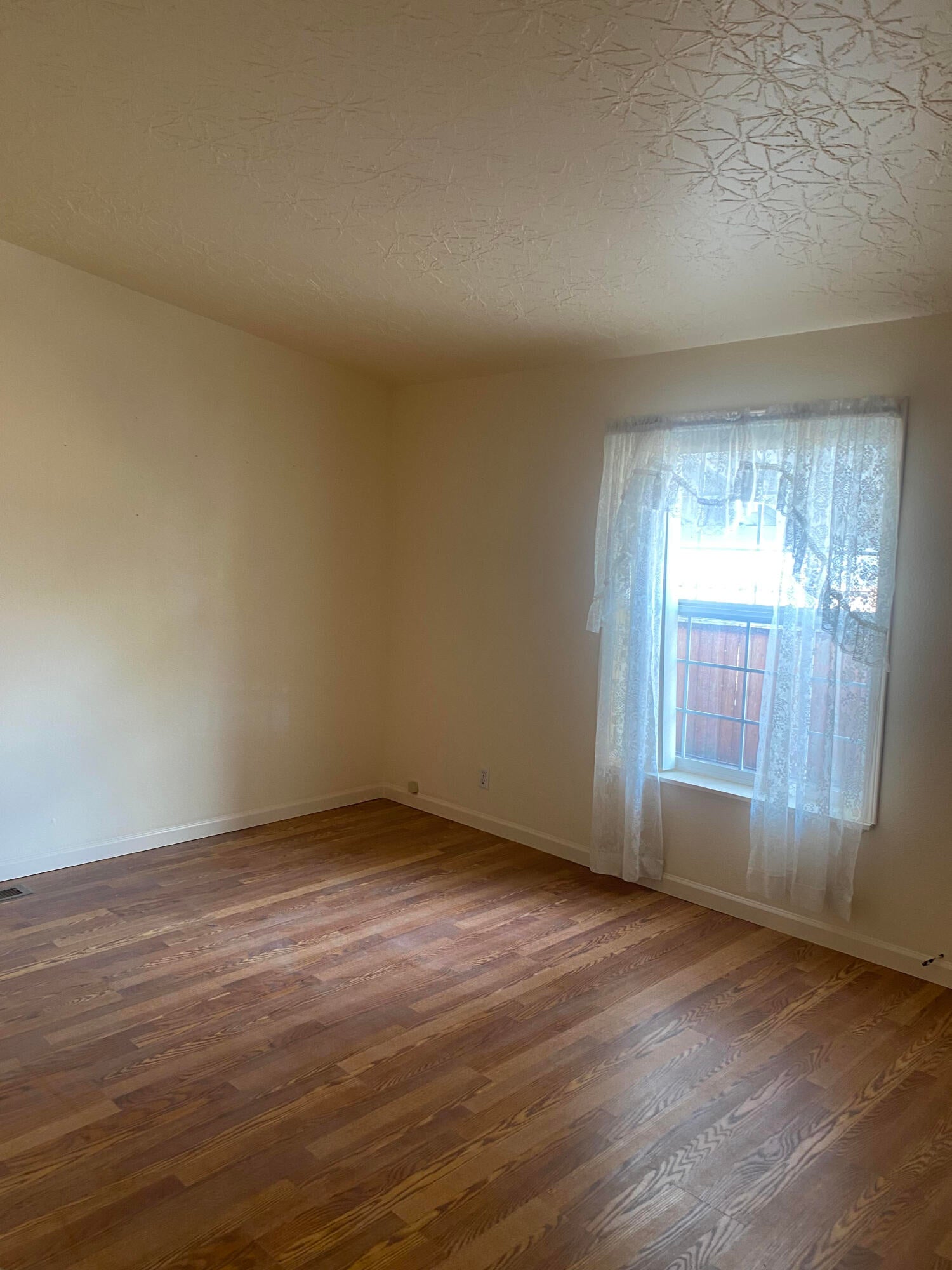 226 West 2nd Street Merrill, OR 97633 - Photo 20 of 29 13