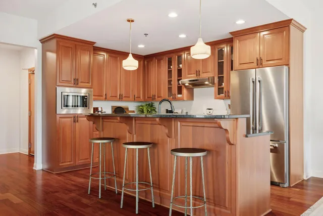 $830,000 | 4201 Sunset Drive, Unit N201, Spring Park, MN 55384