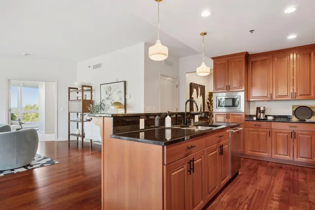 $830,000 | 4201 Sunset Drive, Unit N201, Spring Park, MN 55384