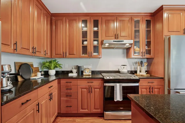 $830,000 | 4201 Sunset Drive, Unit N201, Spring Park, MN 55384