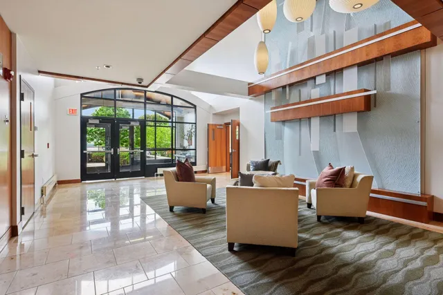 $830,000 | 4201 Sunset Drive, Unit N201, Spring Park, MN 55384