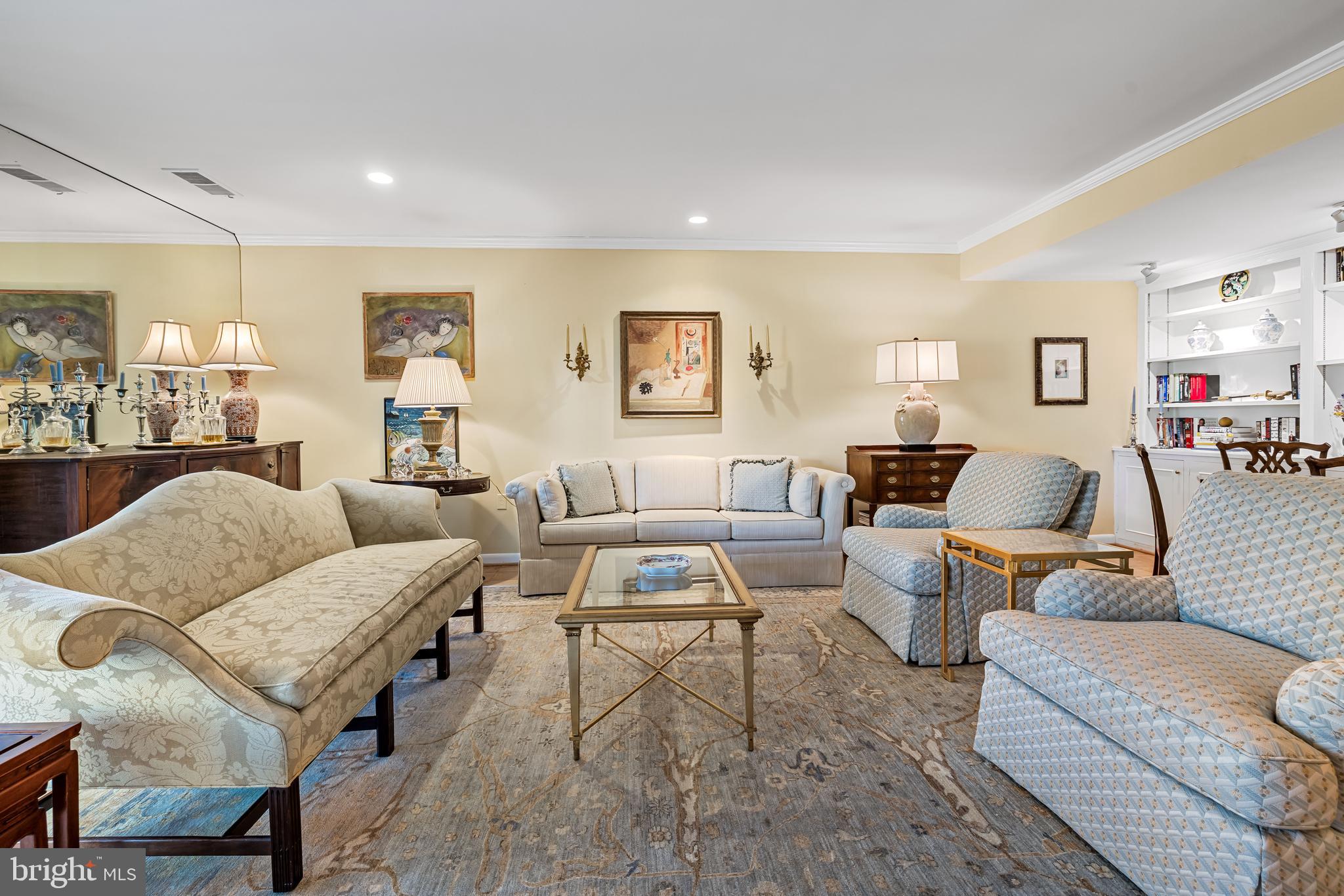 1 Cross Keys Road, Unit 1A Baltimore, MD 21210 - Photo 21 of 52 Conversation areas for gracious entertaining.