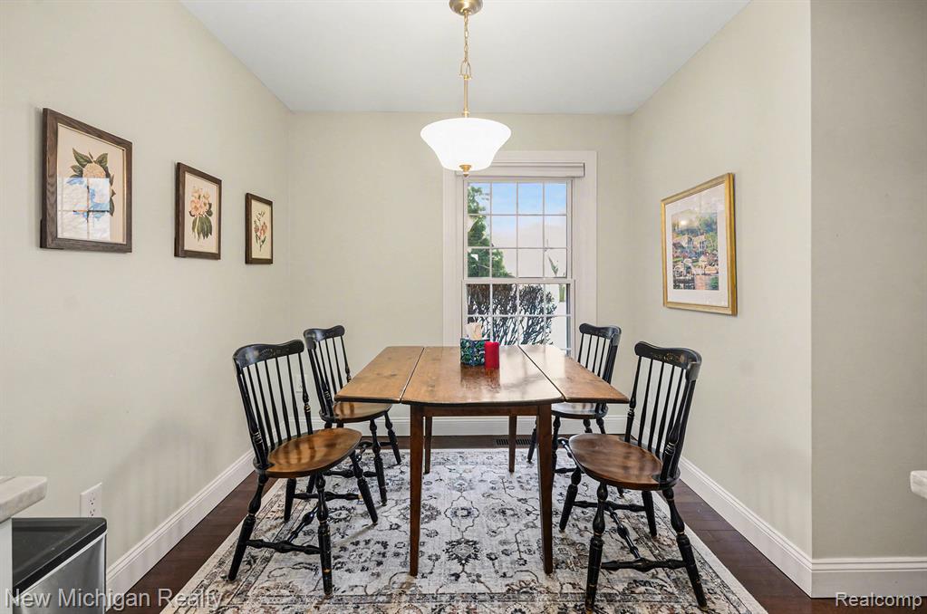 2270 Hillendale Drive Rochester Hills, MI 48309 - Photo 13 of 33