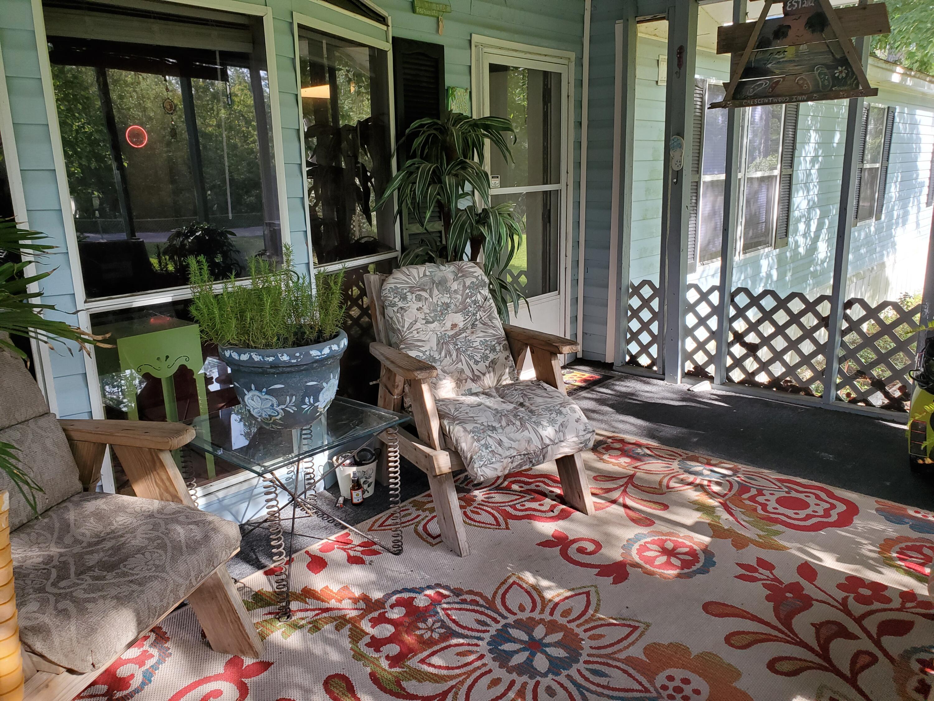 2490 Crescent Wood Road Navarre, FL 32566 - Photo 8 of 12 Gallery Image 8
