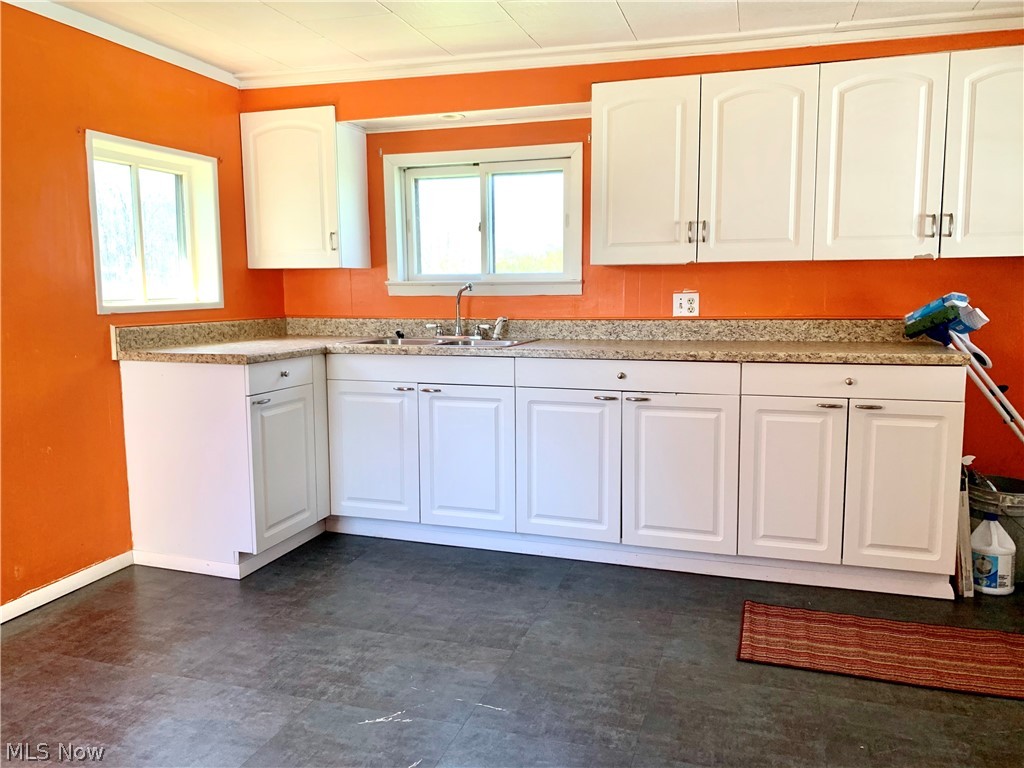 1299 Sheffleton Road Deerfield, OH 44411 - Photo 3 of 10 Gallery Image 3