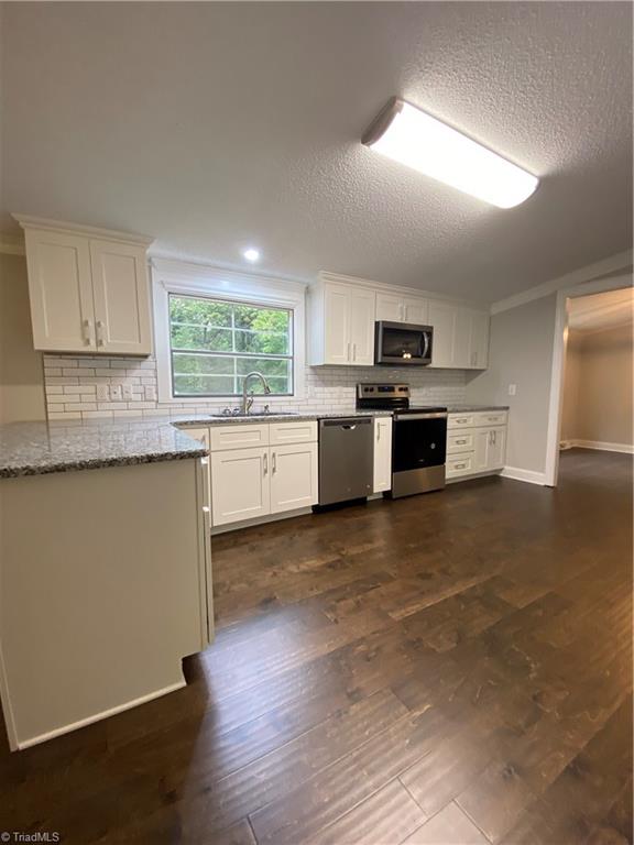1815 Snead Road Stoneville, NC 27048 - Photo 7 of 25 Gallery Image 7