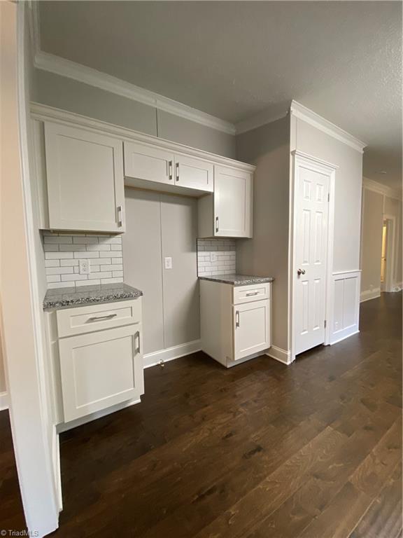 1815 Snead Road Stoneville, NC 27048 - Photo 8 of 25 Gallery Image 8
