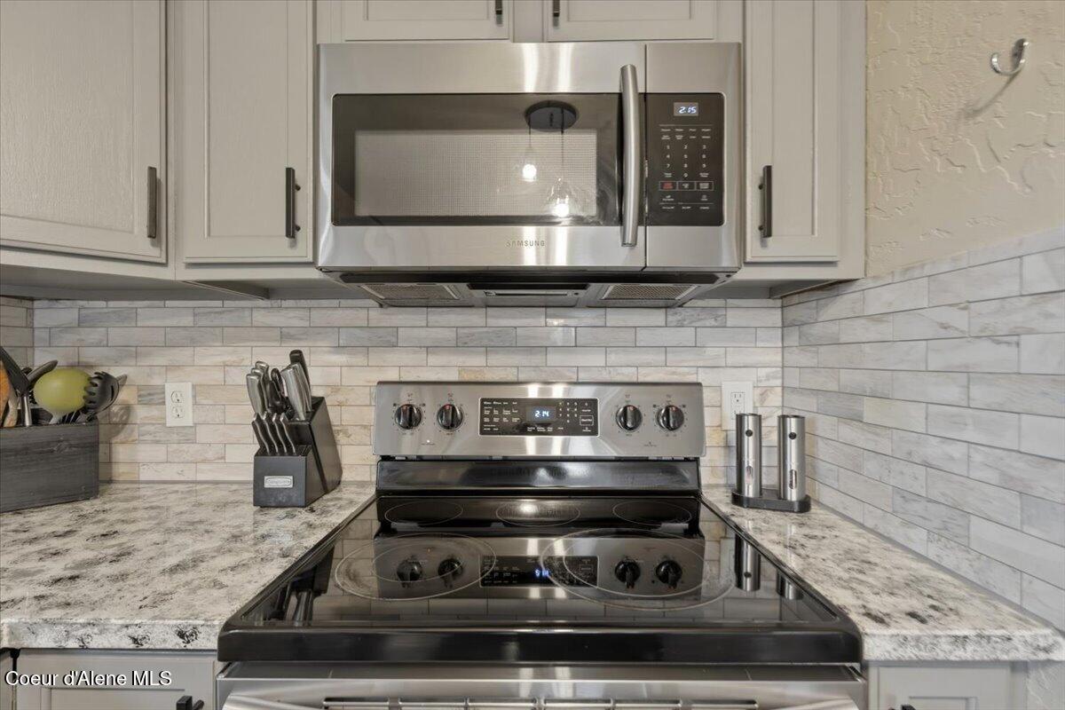 1210 Main Street Sandpoint, ID 83864 - Photo 10 of 27 12-1210 Main St_RedHogMedia