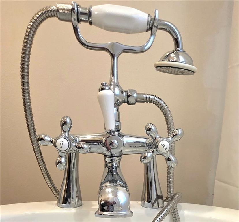 604 Middle Street Pittsburgh, PA 15212 - Photo 27 of 47 a bathroom with a shower