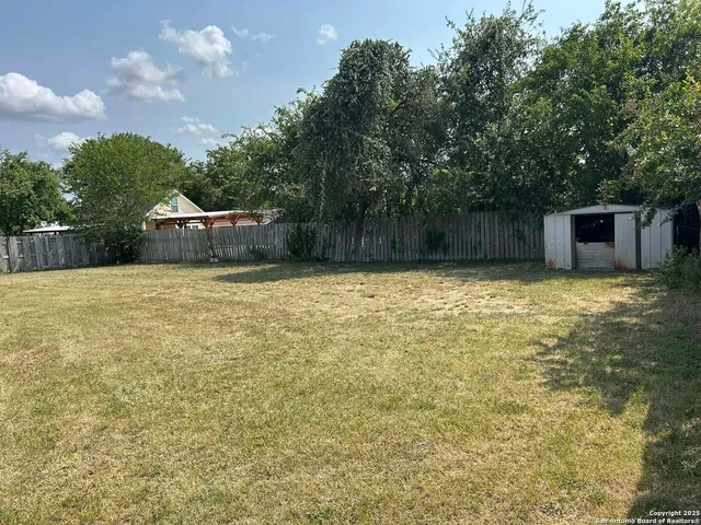 $2,200 | 225 Barcelona Drive, New Braunfels, TX 78130
