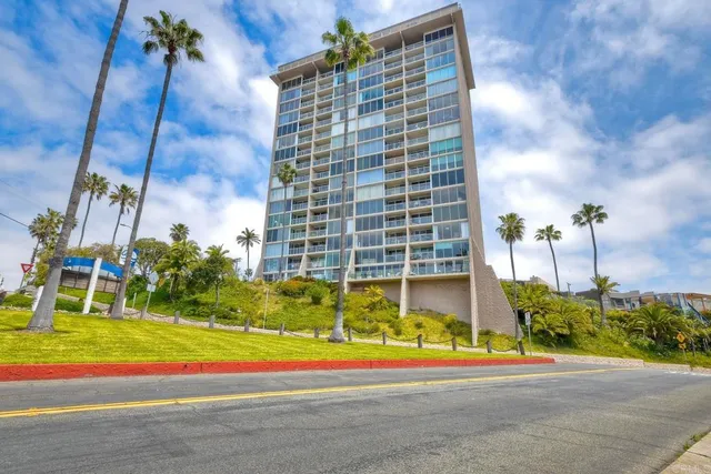 $6,000 | 1200 North Harbor Drive, Unit 16C, Oceanside, CA 92054