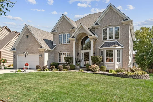 $739,900 | 2636 Salix Circle, Naperville, IL 60564