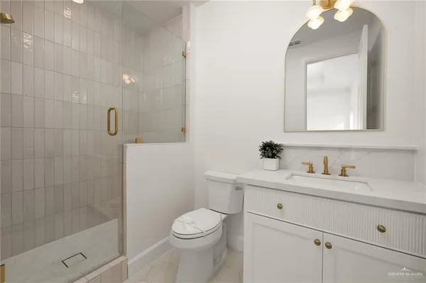 $880,000 | 4013 Waccamaw Avenue, Edinburg, TX 78541