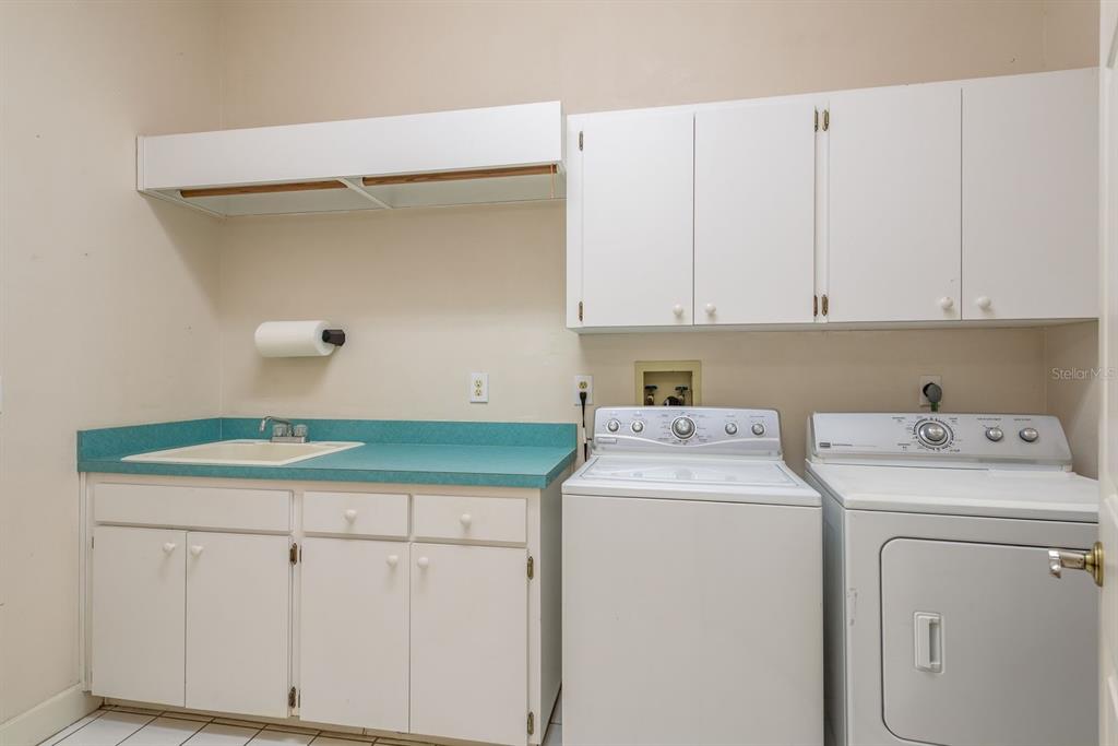 771 Weathersfield Drive Dunedin, FL 34698 - Photo 32 of 48
