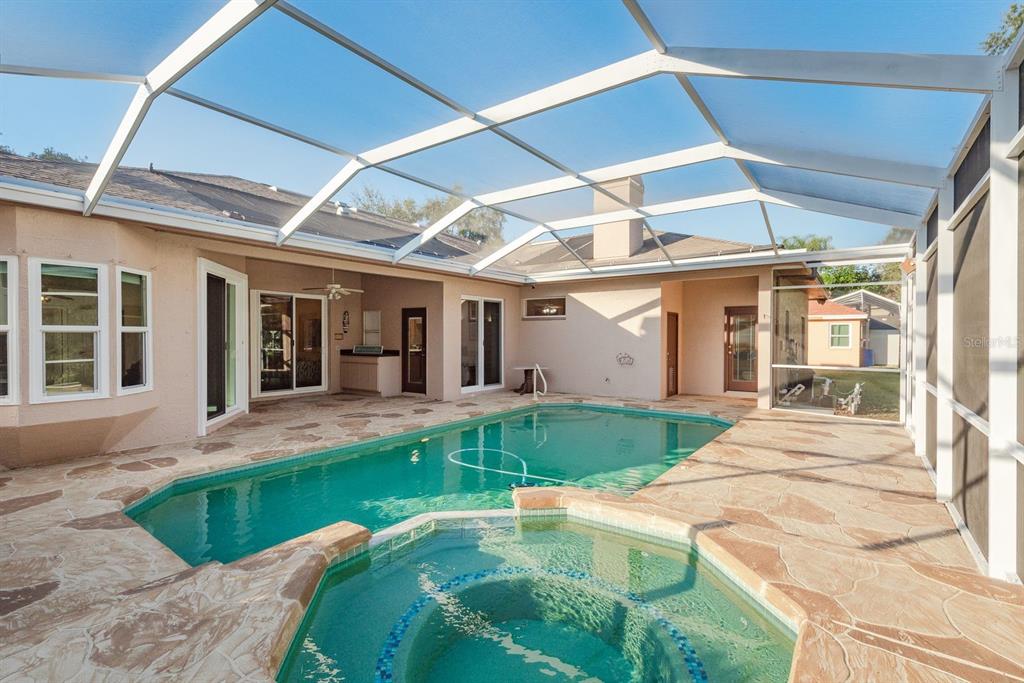 771 Weathersfield Drive Dunedin, FL 34698 - Photo 38 of 48