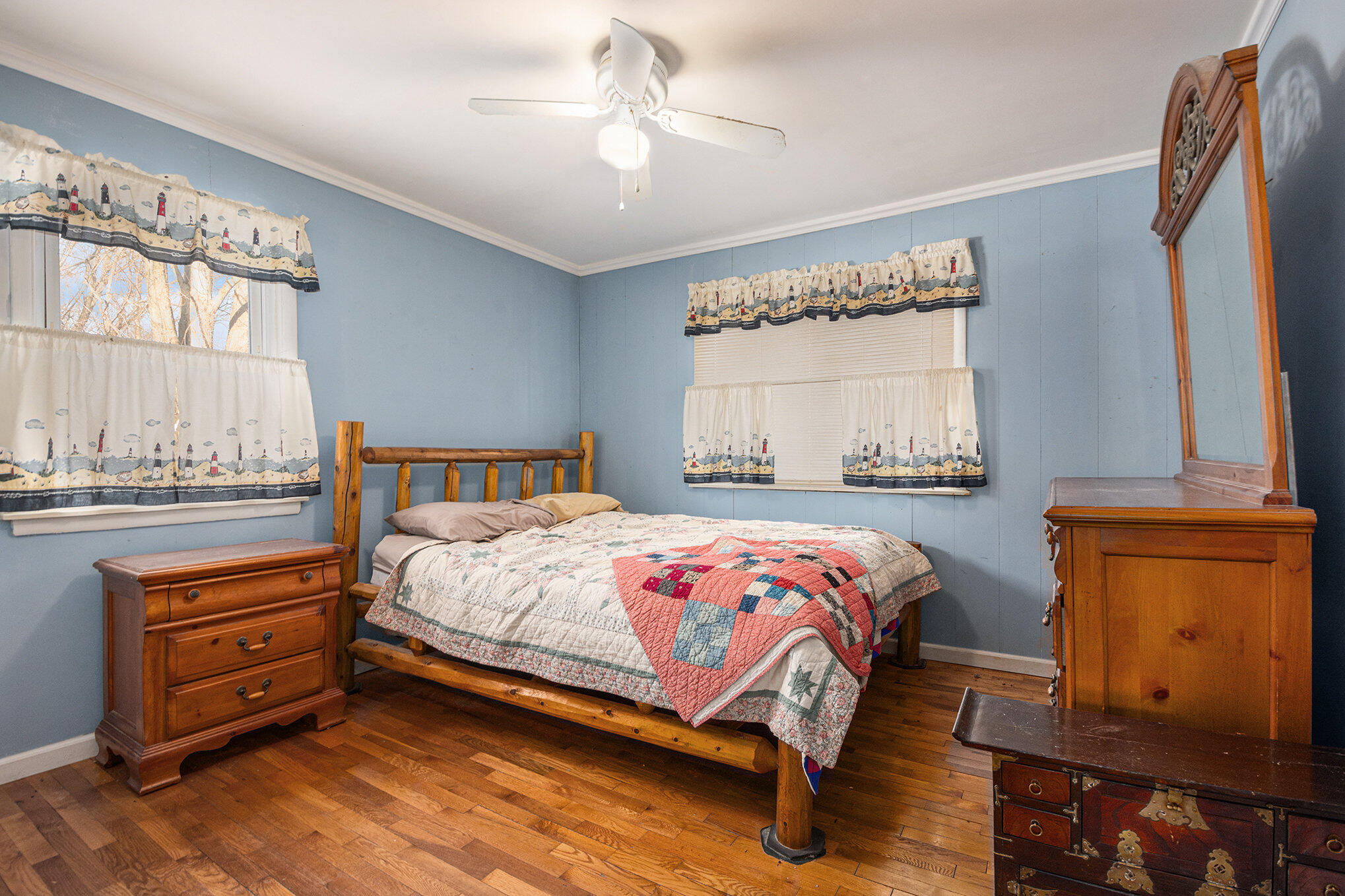 100 Burt Avenue Jackson, MI 49201 - Photo 13 of 25 Bedroom 2