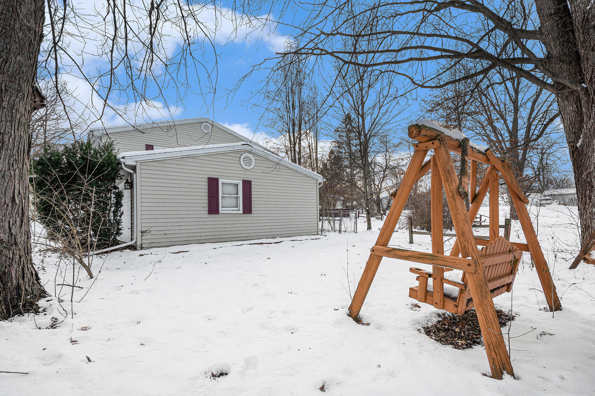 100 Burt Avenue Jackson, MI 49201 - Photo 20 of 25 Exterior 3