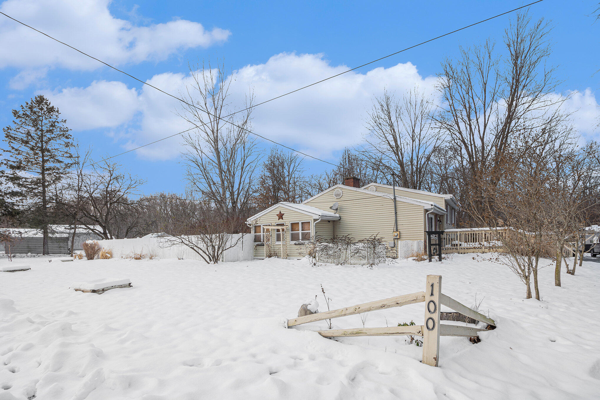 100 Burt Avenue Jackson, MI 49201 - Photo 25 of 25 Exterior 8