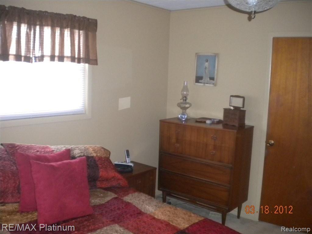 1571 West Rolston Road Linden, MI 48451 - Photo 10 of 22 DSCN3049.JPG