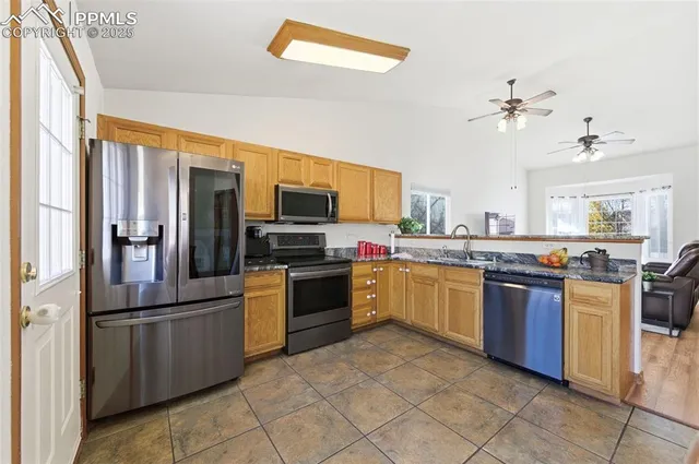 $399,999 | 5590 Almont Avenue, Colorado Springs, CO 80911