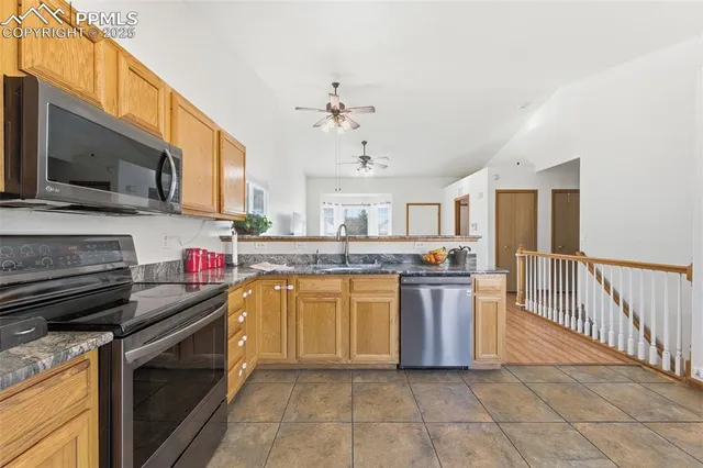 $399,999 | 5590 Almont Avenue, Colorado Springs, CO 80911