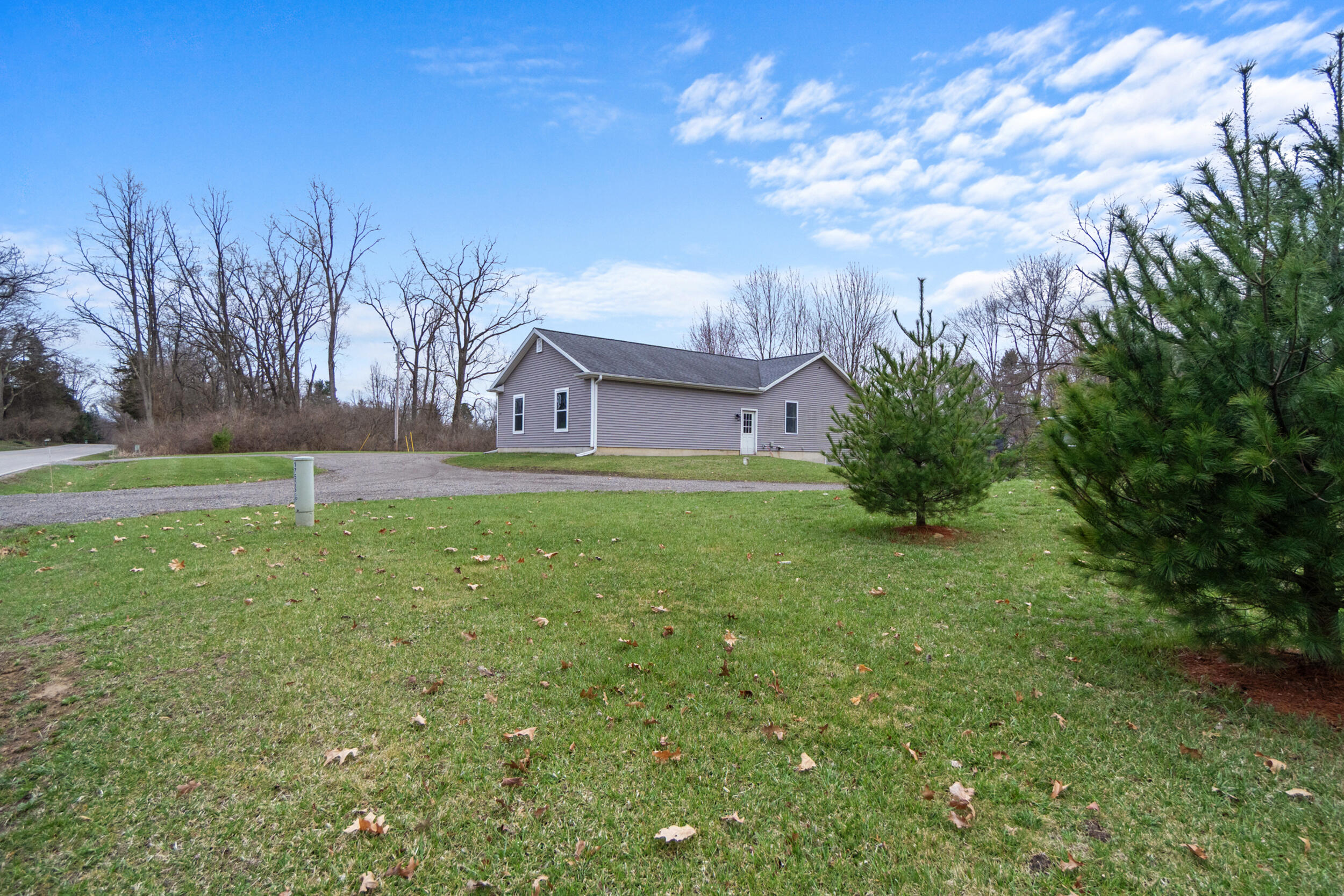 1754 South Sandstone Road Jackson, MI 49201 - Photo 34 of 41 39_1754 s sandstone rd jackson mi - 00