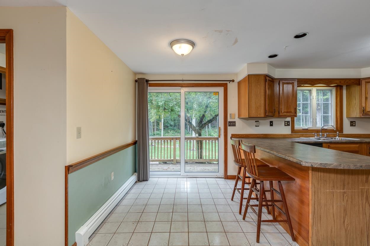 305 W Road Hampstead, NH 03841 - Photo 5 of 40 Gallery Image 5