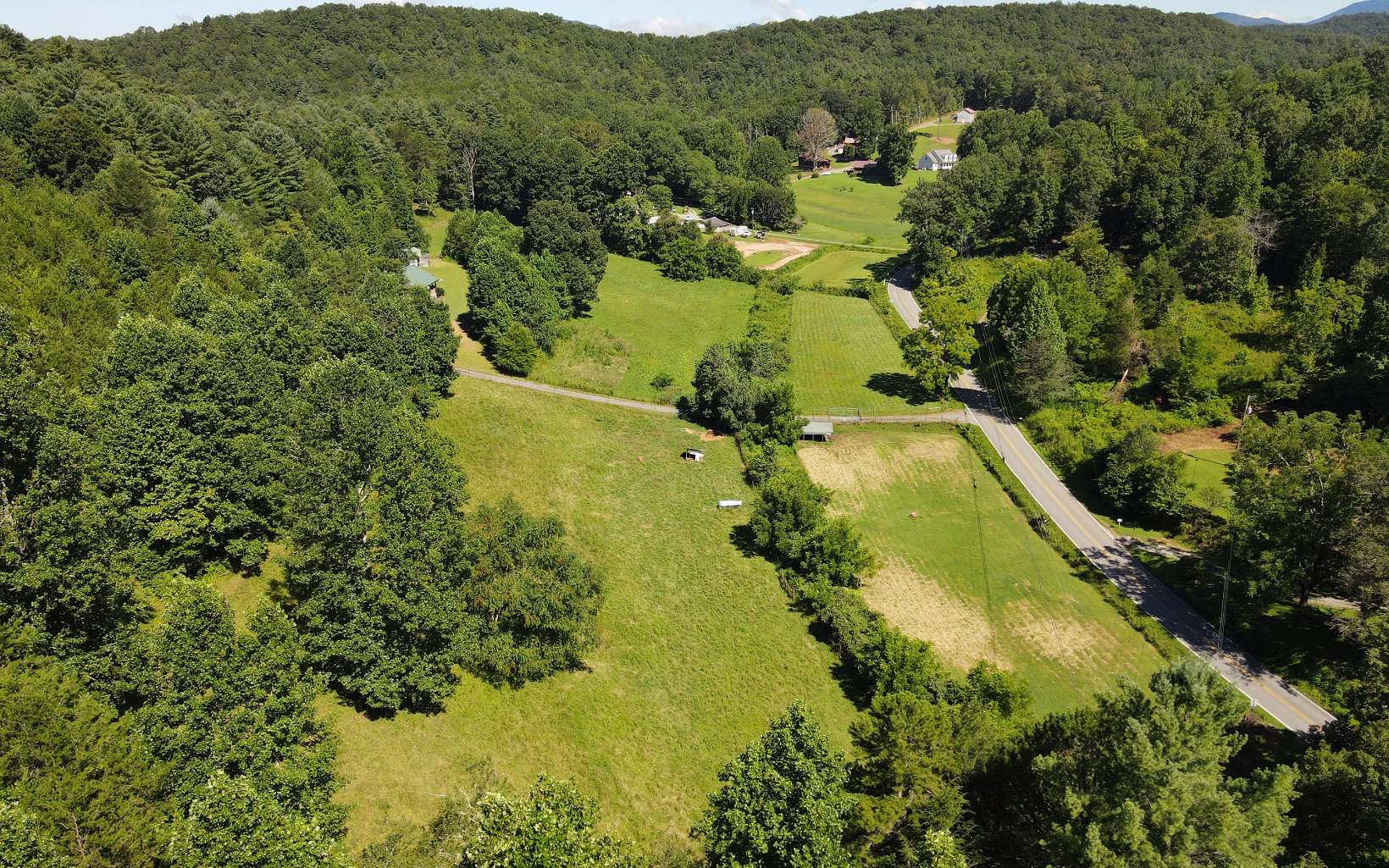 521 Hanging Dog Road Murphy, NC 28906 - Photo 54 of 57 a view of a residential houses