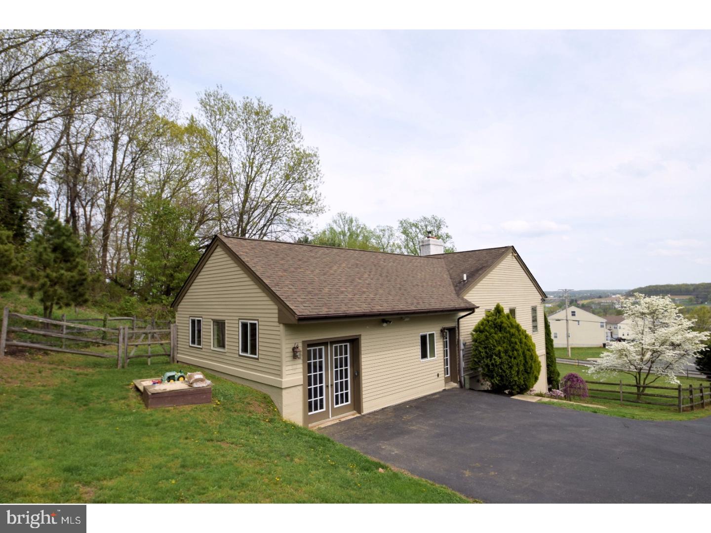 2216 Old Rte 100 Barto, PA 19504 - Photo 22 of 25 Gallery Image 22