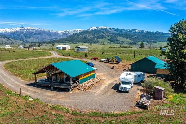 $450,000 | 1961 Summit Estates, Cambridge, ID 83610