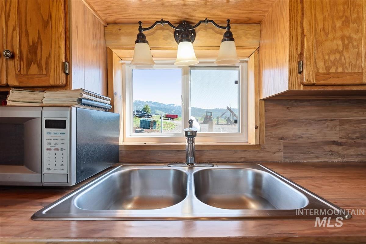 1961 Summit Estates Cambridge, ID 83610 - Photo 22 of 48