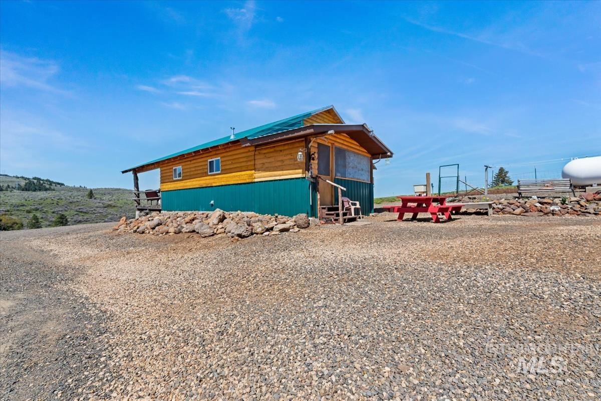 1961 Summit Estates Cambridge, ID 83610 - Photo 5 of 48