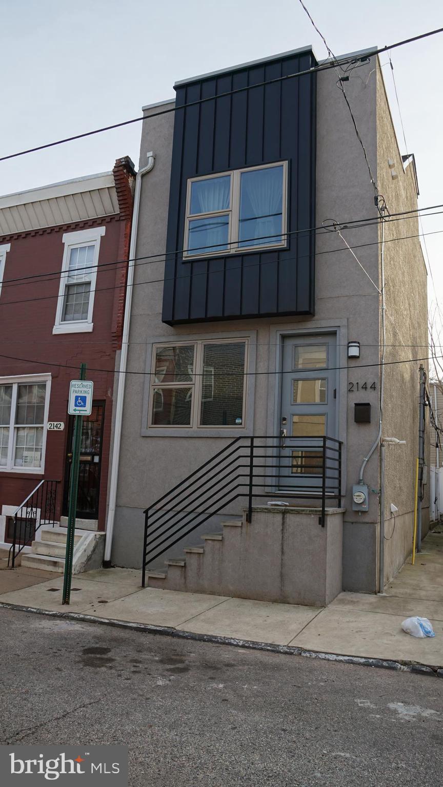 2144 Fernon Street Philadelphia, PA 19145 - Photo 1 of 14