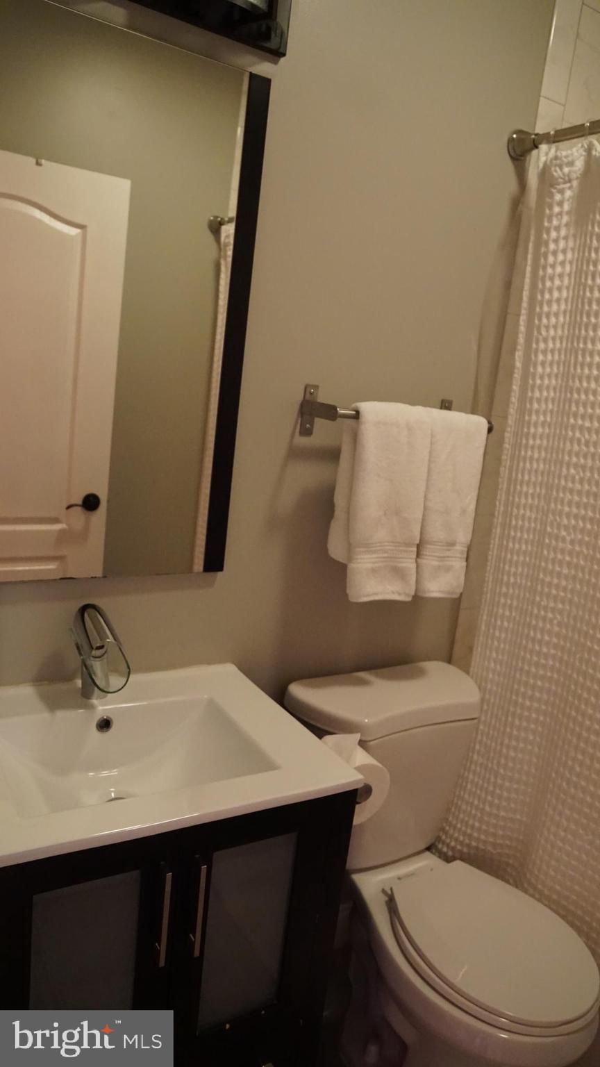 2144 Fernon Street Philadelphia, PA 19145 - Photo 6 of 14