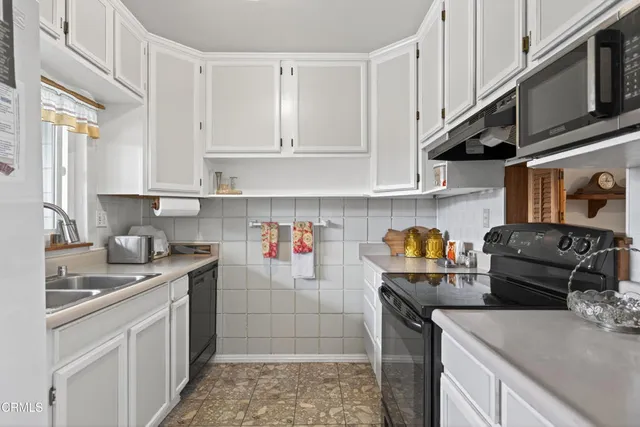 $499,000 | 117 West Channel Islands Boulevard, Port Hueneme, CA 93041